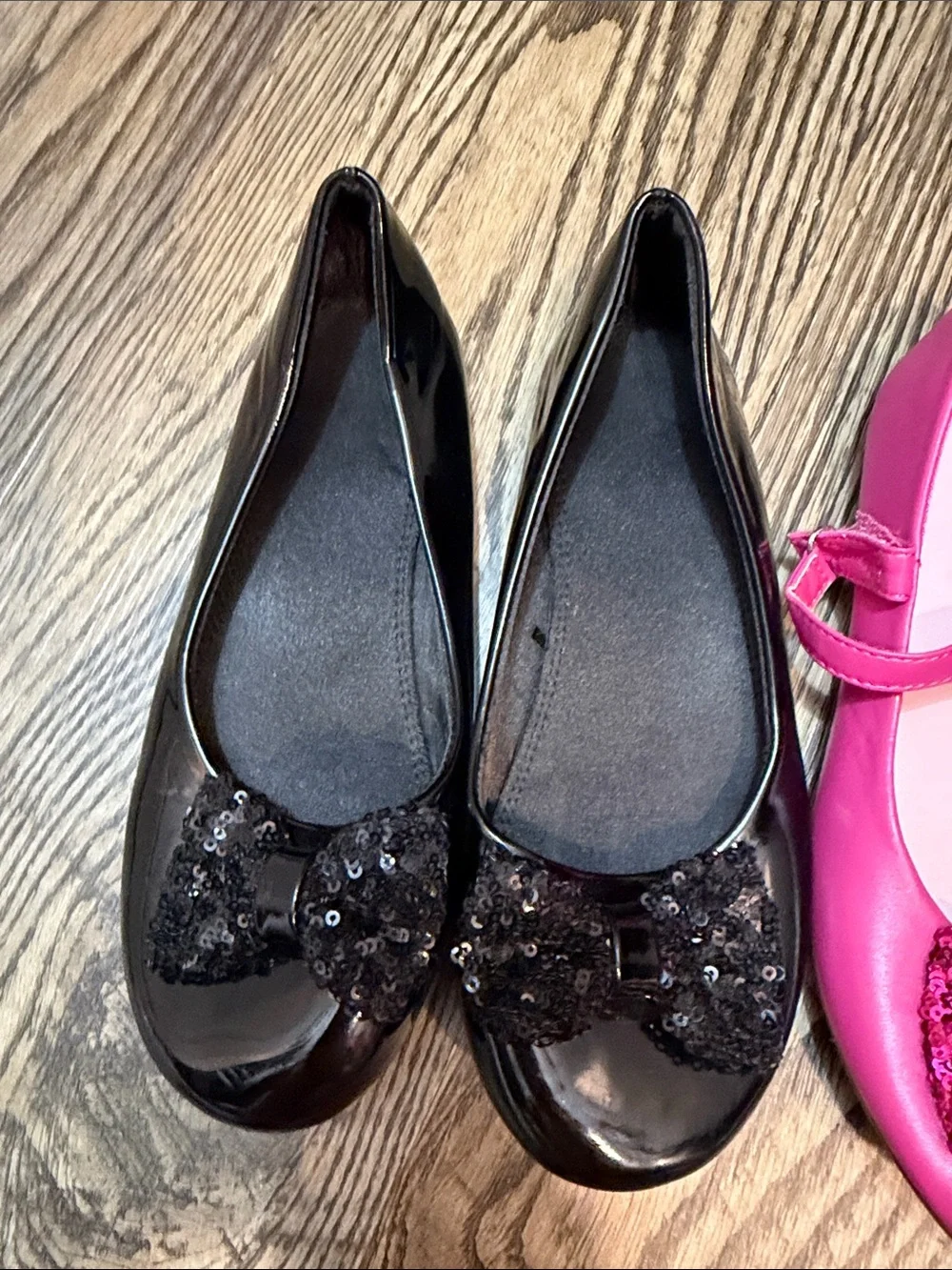 Jelly Beans Girls Sequin Bow Mary Janes - Hot Pink & Black